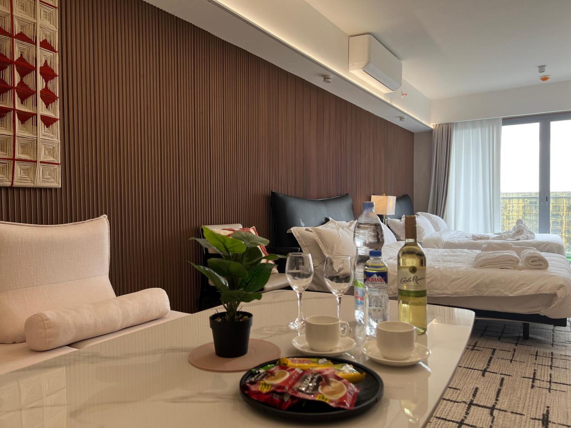 Luxurious European Style Penthouse Modern Apart Ment Cross City Of Dreams Okada Solaire Moa Airport Манила Экстерьер фото